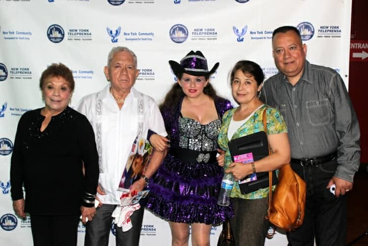 09-20-2017_lanzamiento_del_video_musical_de_el_show_de_naty_20170922_1316218189