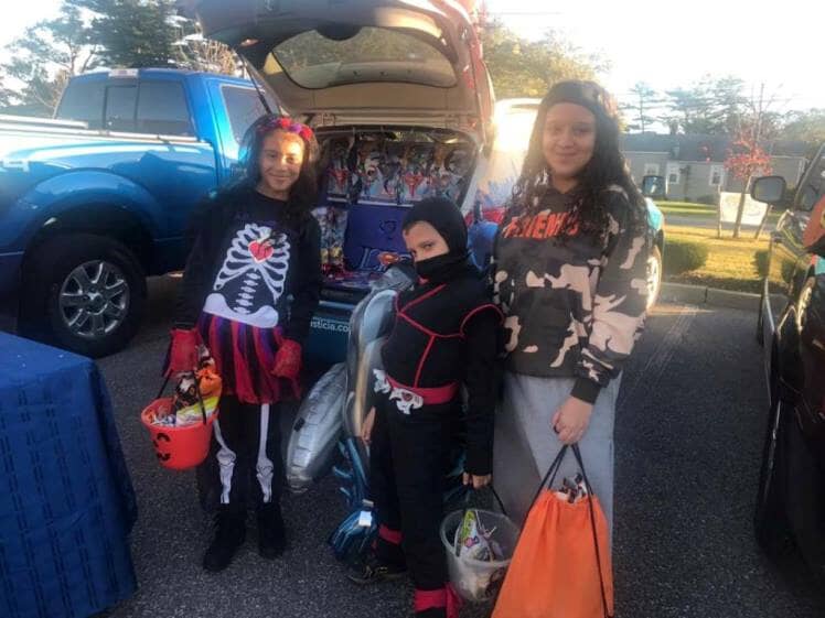 10_31_2017_trunk_or_treat_liga_man__liga_de_justicia_in_brentwood_20171104_1049212221