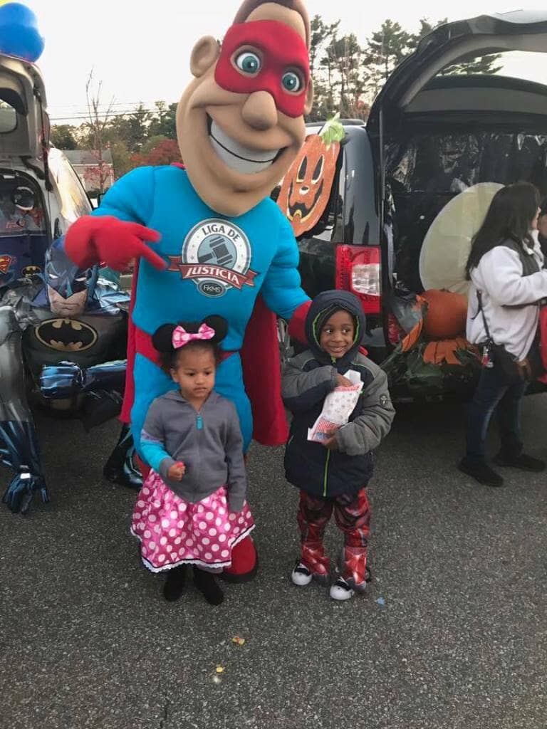 10_31_2017_trunk_or_treat_liga_man__liga_de_justicia_in_brentwood_20171104_1536598869