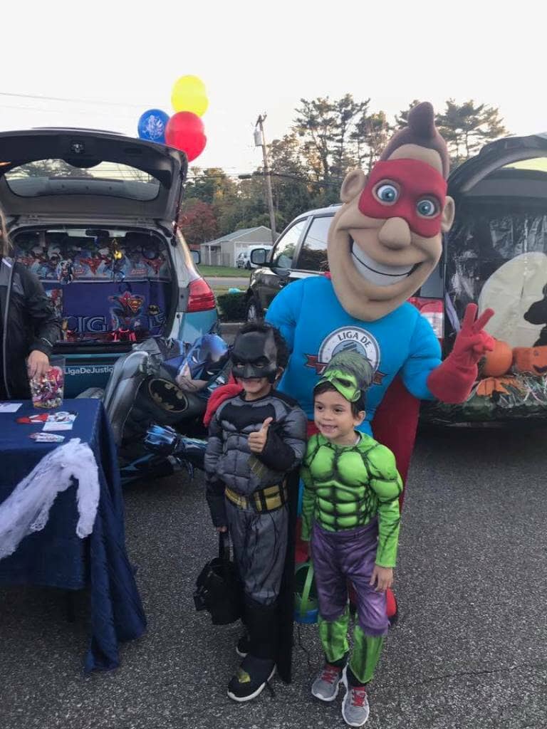10_31_2017_trunk_or_treat_liga_man__liga_de_justicia_in_brentwood_20171104_1673561548